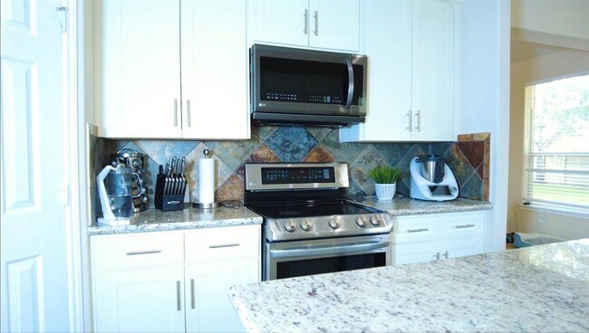 Building Photo - 6311 Auburn Terrace Ct