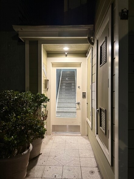 Front door - 119 Peralta Ave