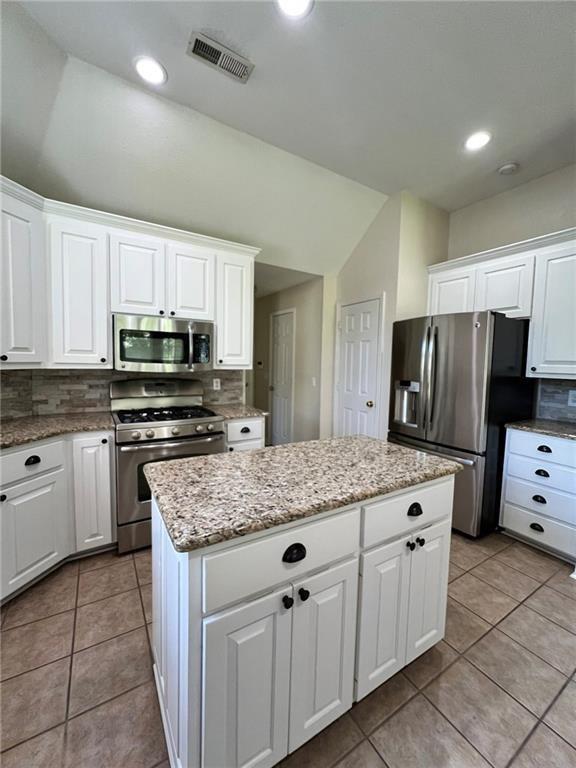 Building Photo - 5408 W Redbud St