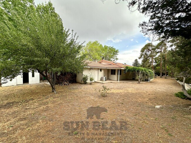 Building Photo - Ranch-style home with Spanish / Mediterranean influences!  Dog upon approval!