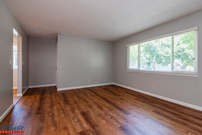 Building Photo - 1136 Ayala Dr
