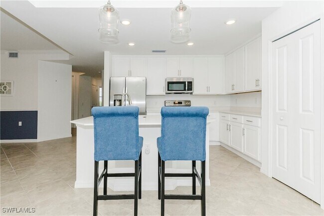 Building Photo - 6034 National Blvd