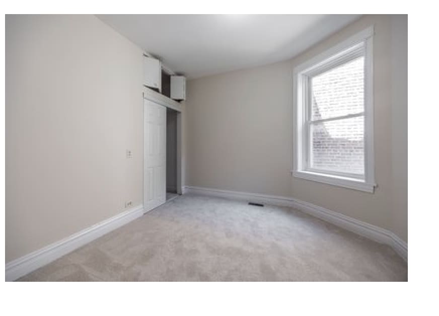 Building Photo - 2118 N Avers Ave