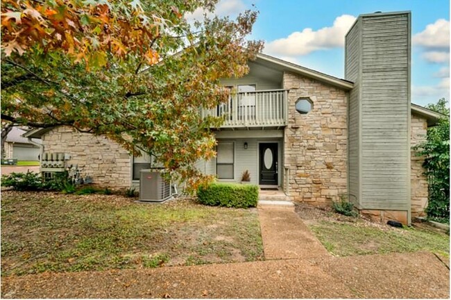 Building Photo - 4404 Travis Country Cir