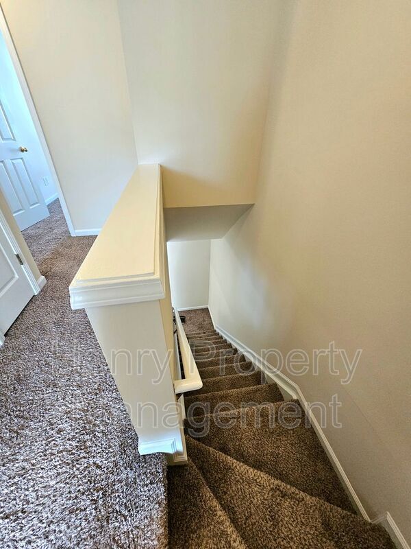 Building Photo - 417 Ruby Walk Dr