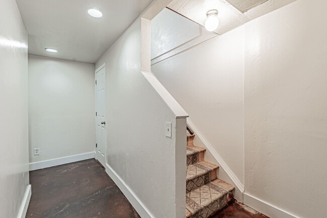 Building Photo - Affordable 4BD, 2BA East Denver Home