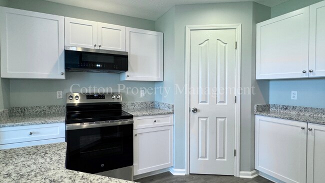 Building Photo - LEASING SPECIAL - Ask about our 1 month Re...