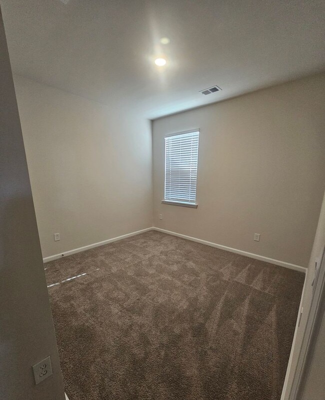 Building Photo - The Forest @ Blackbear (Longs SC) Long Term Rental