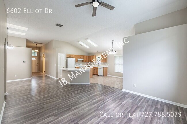Building Photo - 6602 Elliot Dr