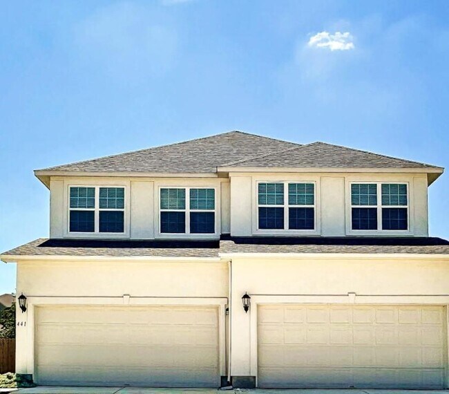 Primary Photo - 441 Northwood Dr