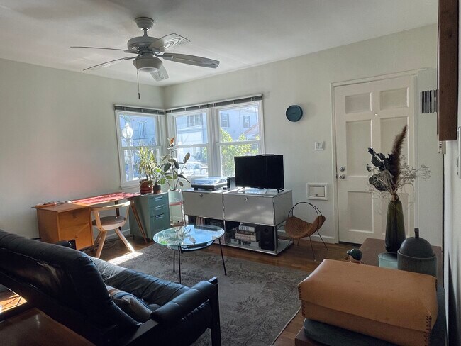 living room - 4210 Ince Blvd