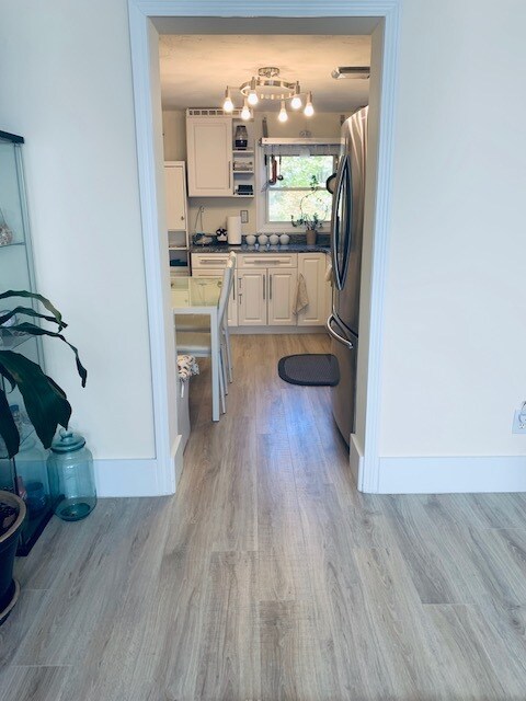 Building Photo - 153 Commercial St