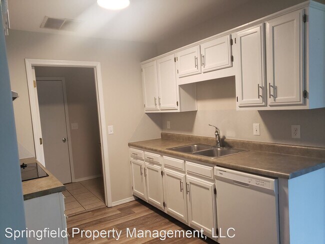 Building Photo - 3 br, 2 bath House - 940 South Peachtree