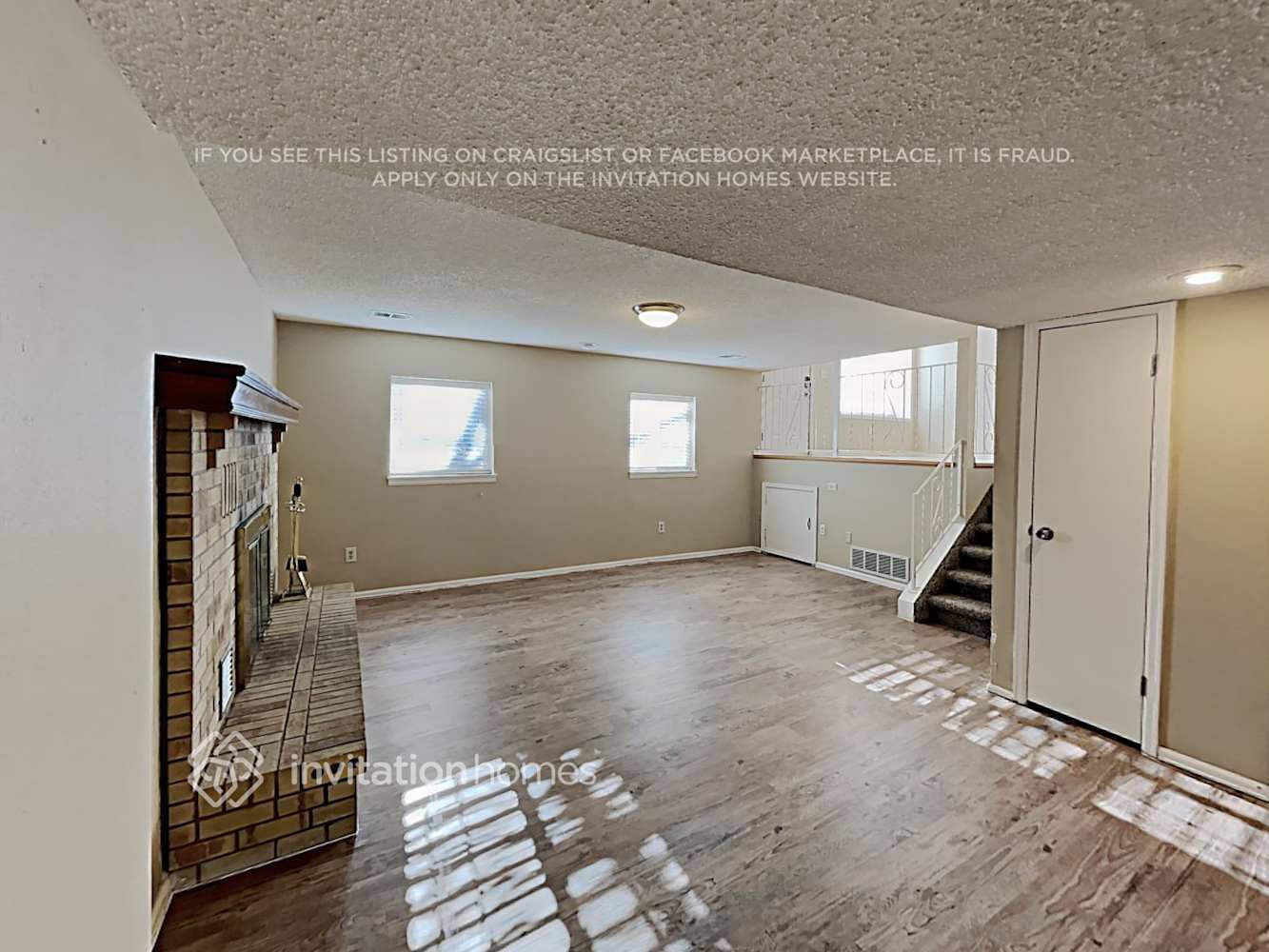 Building Photo - 18821 E Oregon Dr