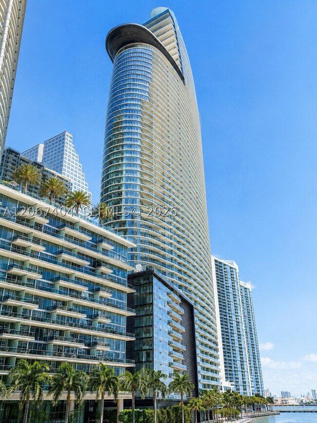 Building Photo - 300 Biscayne Blvd