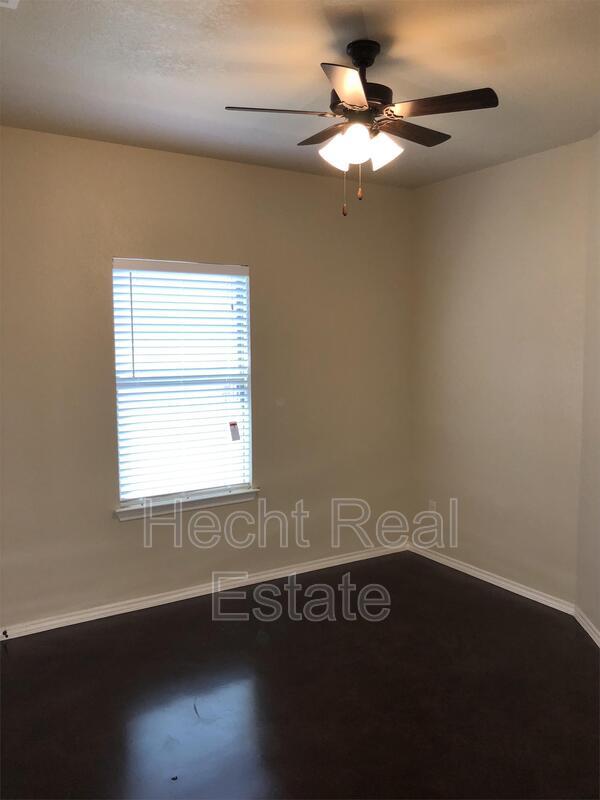 Building Photo - 414 Jack Rabbit Ln