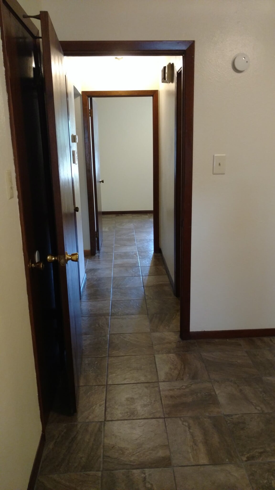 Building Photo - 125 Debra Ln