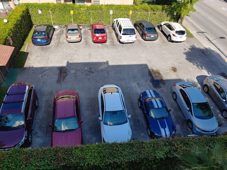 Building Photo - 4715 NW 7th St