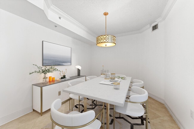 Building Photo - 3606 S Ocean Blvd