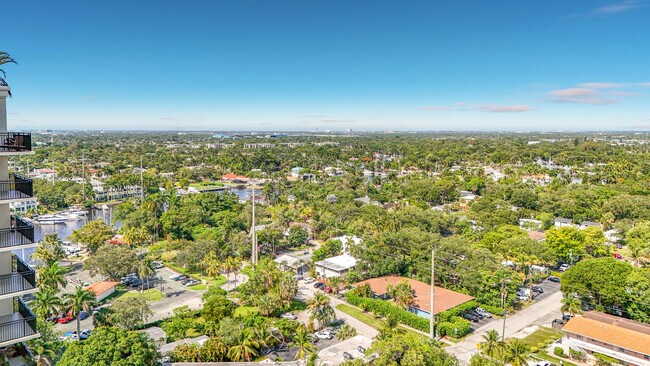 Building Photo - 610 W Las Olas Blvd