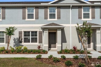 Building Photo - 2745 Flushing Dr