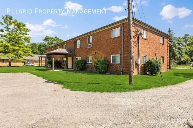 Building Photo - 3130 E Bradbury Ave