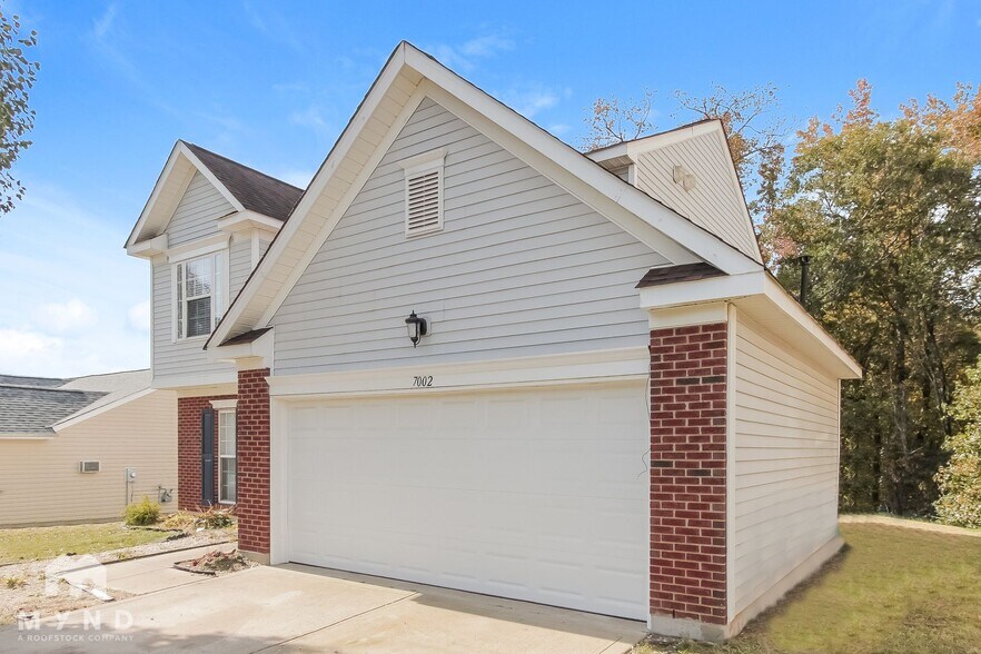 Building Photo - 7002 Murray Grey Ln