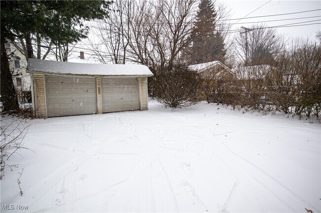 Building Photo - 6828 Indiana Ave