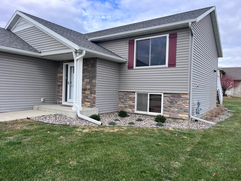 Building Photo - 5445 Florence Dr NW