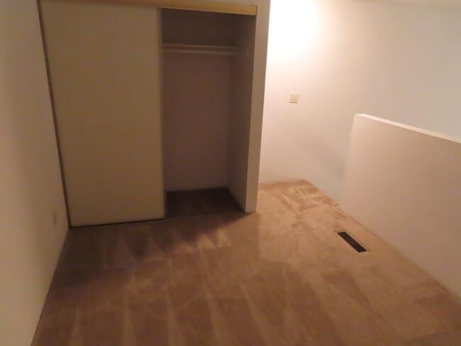 Building Photo - Loft Style One Bedroom Condo in Mission Valley