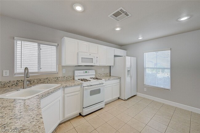 Building Photo - 7476 S Dune Sunflower Ct