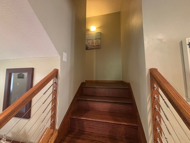 Building Photo - 14 Songbird Ln