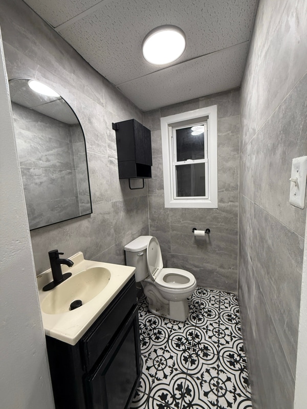 Building Photo - 1850 E Allegheny Ave