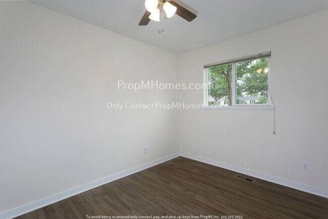 Building Photo - 13400 SW Walker Rd