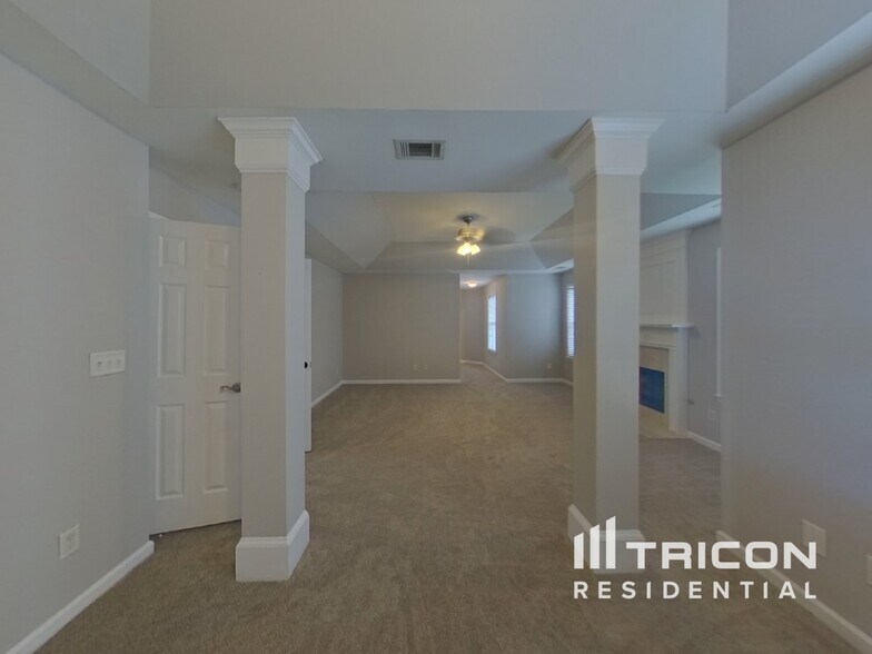 Building Photo - 2707 Rocky Trail Ct