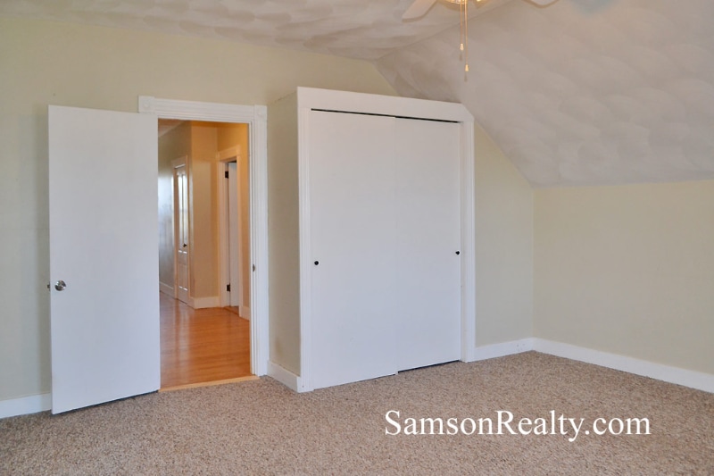 Building Photo - 180 S Clarendon St