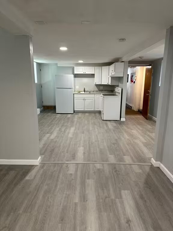 kitchden - 592 Beach St