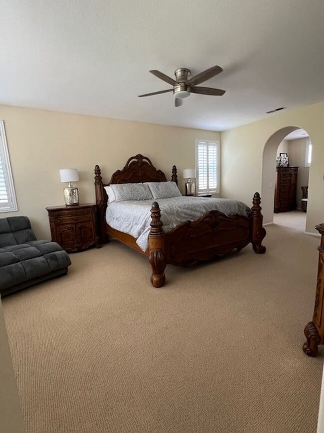 Building Photo - Beautiful, Expansive Paseo Del Sol Pool Home for Rent