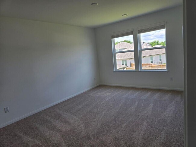 Building Photo - 23410 Honey Spade Rd