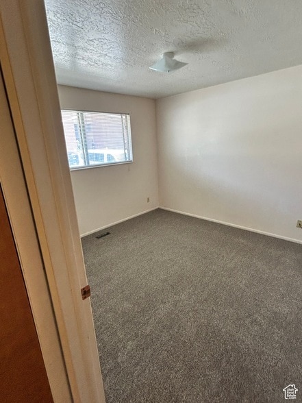 Building Photo - 3556 S Van Buren Ave