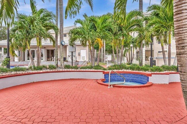 Building Photo - 2850 N Oakland Forest Dr
