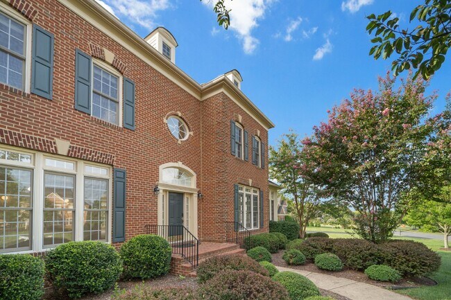 Building Photo - 27556 Paddock Trail Pl