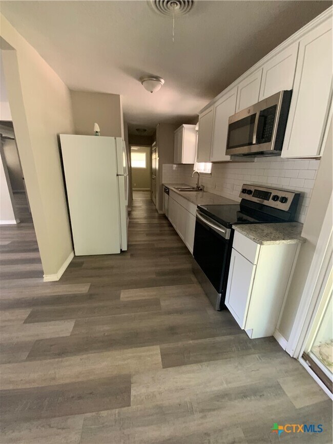 Building Photo - 2016 S 11th St