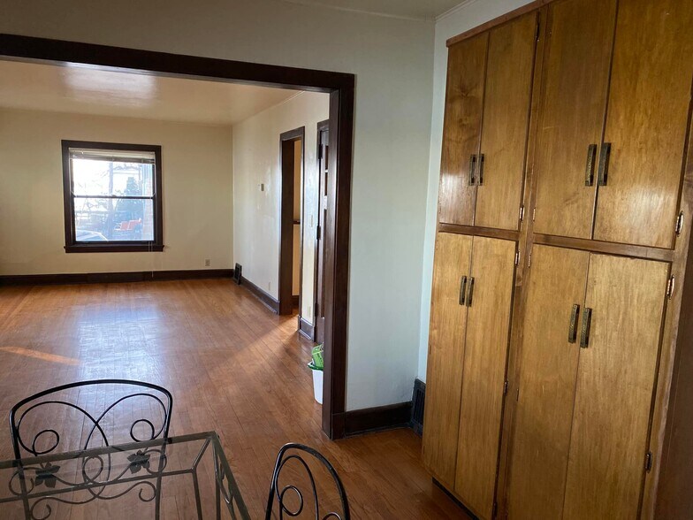 Building Photo - 1001 Rutledge Ct