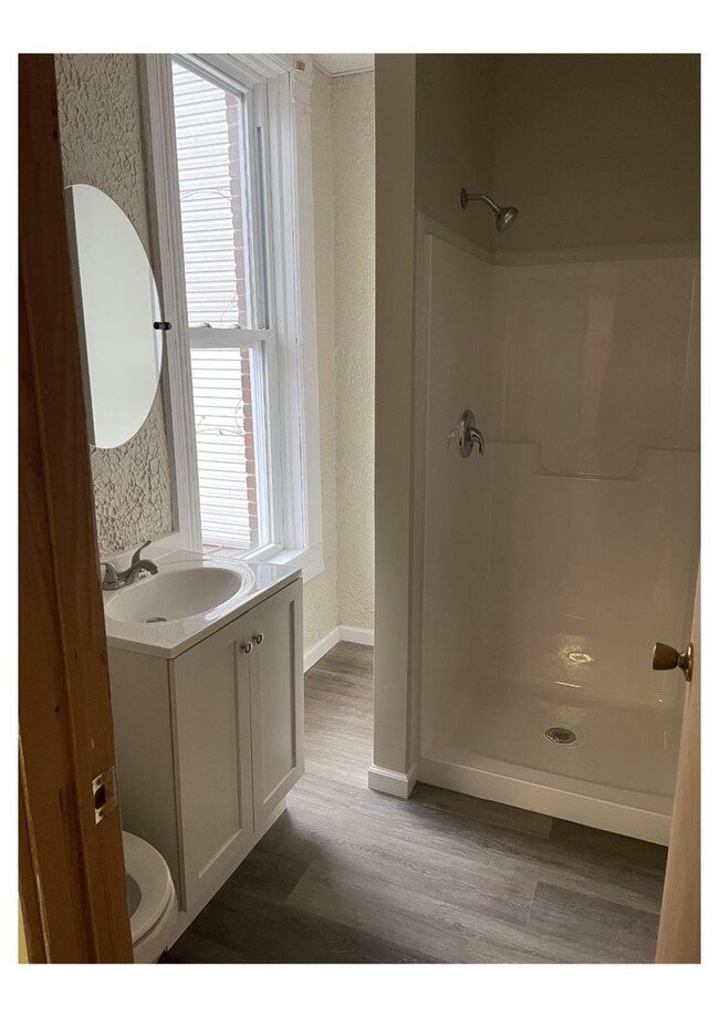 Building Photo - 9571 - 108/110 East Main St (MCPHEARSON BUILDING)