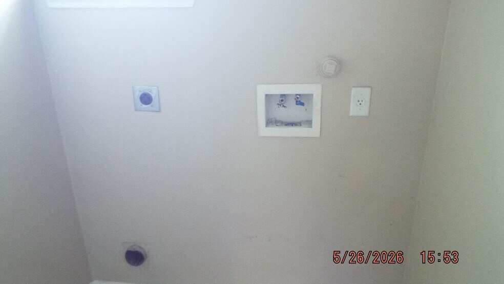 Building Photo - 2064 Dove Crossing Dr