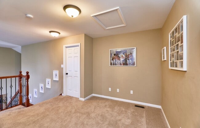 Building Photo - Executive Lease Opportunity - 4 Bed 3 Bath