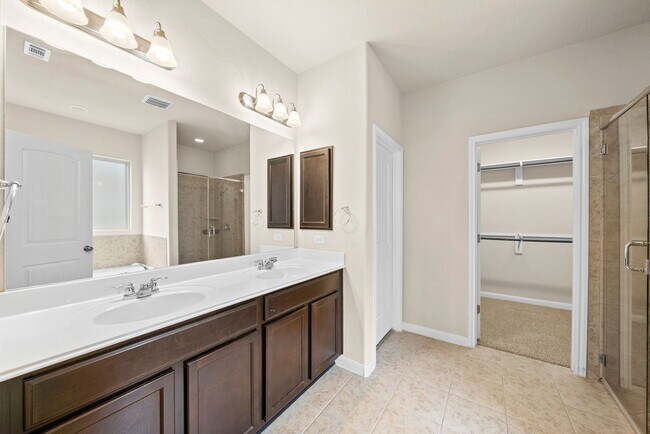 Building Photo - 13207 Frio Parke