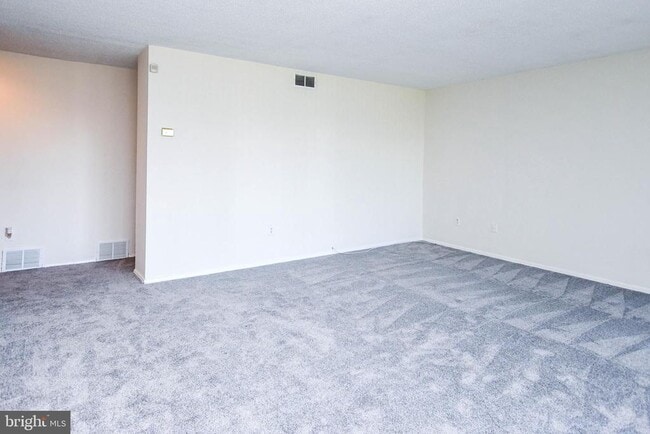 Building Photo - 7174 Donnell Pl