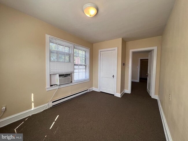 Building Photo - 1303 N Franklin St